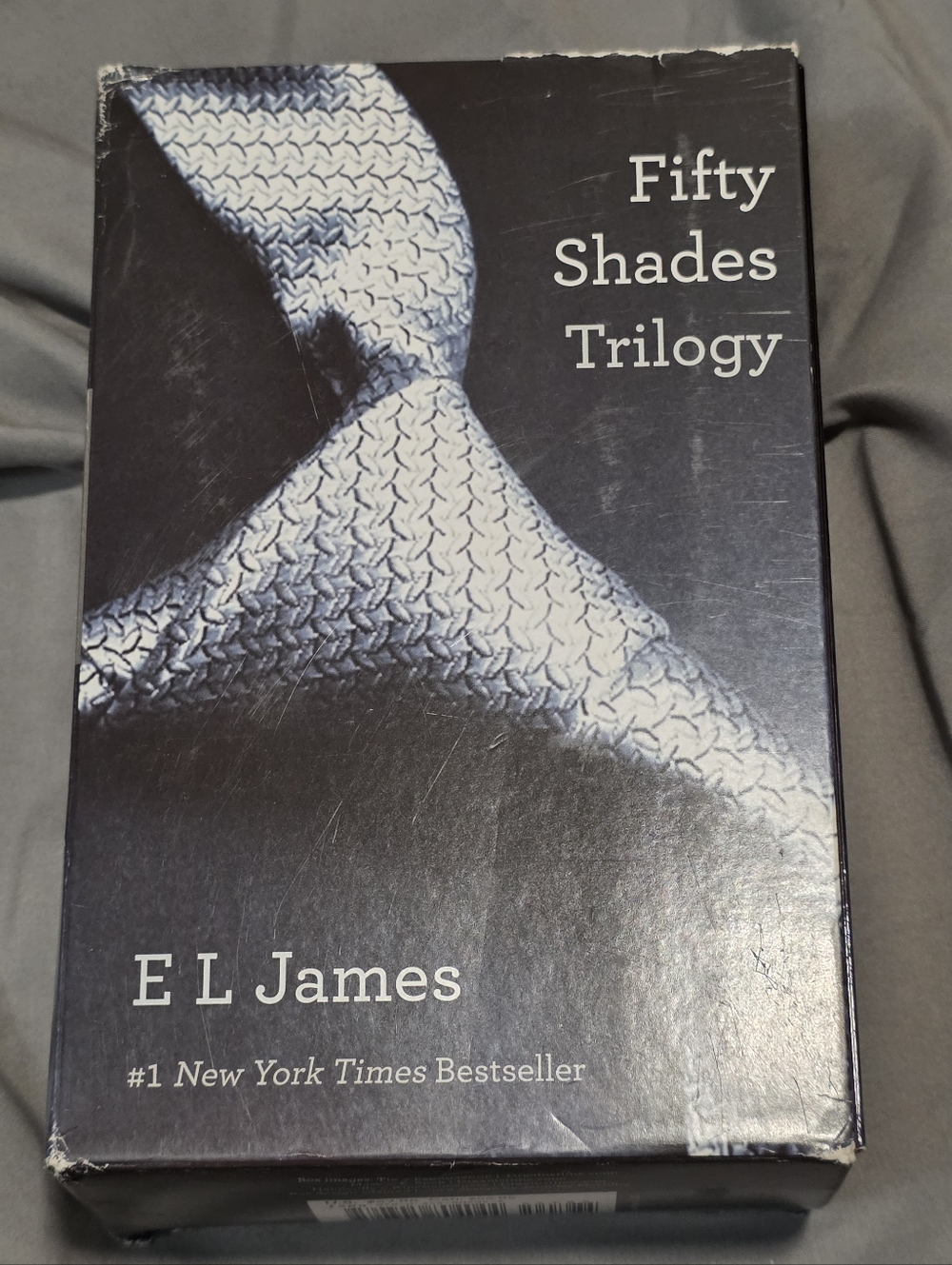 Fifty Shades Trilogy by E L James - Gray/Silver Slipcase